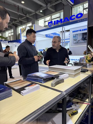 9e01938b-317f-46cd-9da6-5e828305d1d2 9e01938b-317f-46cd-9da6-5e828305d1d2